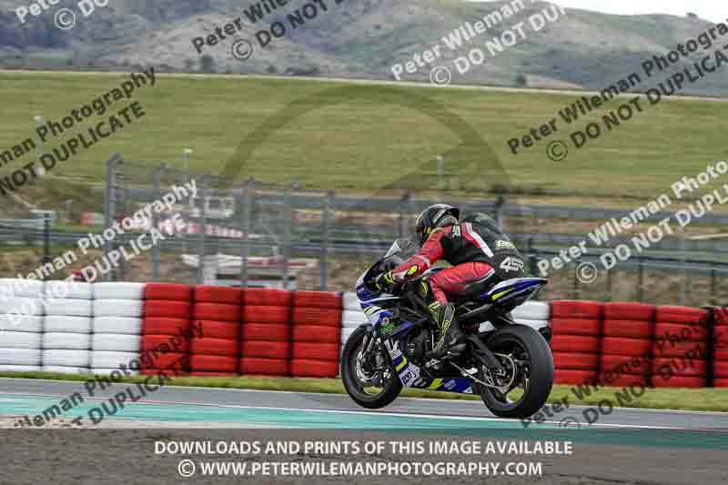 cadwell no limits trackday;cadwell park;cadwell park photographs;cadwell trackday photographs;enduro digital images;event digital images;eventdigitalimages;navarra;no limits trackdays;peter wileman photography;racing digital images;trackday digital images;trackday photos